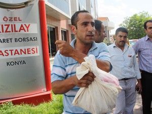 Kesik kol ile basın açıklaması