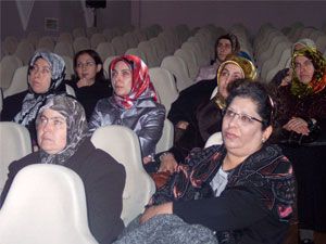 Gençlik İlköğretim’de velilere yönelik seminer