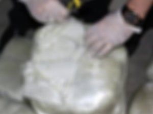 Aksaray'da esrar ve kaçak sigara operasyonu