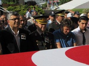 Konya'da kalp krizi geçiren polis toprağa verildi