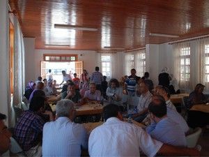 Mevlana ziyaretçilerine dinlenme mekanı