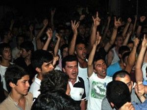 Zeytinburnu'nda gergin saatler