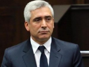 Galip Ensarioğlu'nun koruması vuruldu