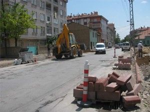 Karatay'da cadde ve sokaklar modernize ediliyor