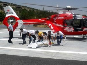 Kadınhanı'nda trafik kazası: 2 ölü 3 yaralı