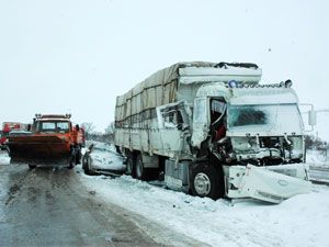 Kar yağışı nedeniyle çok sayıda kaza oldu