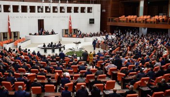 Meclis Başkanlığı İçin AKP'de Öne Çıkan Üç İsim