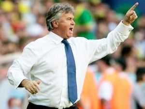 Hollanda'nın gündemi Guus Hiddink