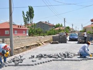 Kulu'da kaldırım ve peyzaj çalışması
