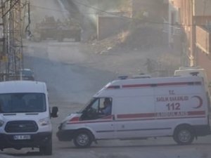 Mardin'de polis aracına kalleş saldırı!
