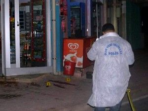 Biber gazlı gaspçı marketçiyi vurup soydu