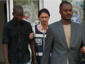 Dozerin çarptığı inşaat işçisi yaralandı