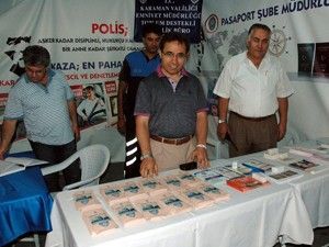 Emniyet, fuarda açtığı stantla bilgilendiriyor