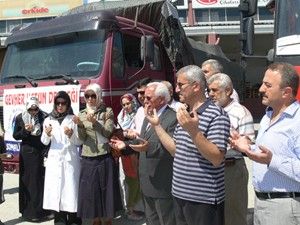 Somaliye yardım sürüyor
