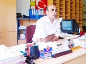Hayırsever iş adamından bin 500 aileye gıda paketi