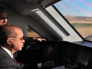 Erdoğan, trenle 1,5 saatte Konya'da