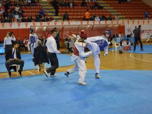 Tekvando Şampiyonası Konya'da başladı