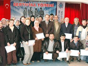SELMEK'te kursiyerler sertifikalarını aldı