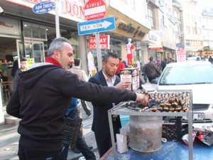 Kestane tezgahlardaki yerini aldı