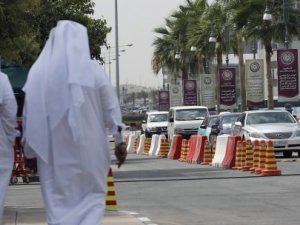 Türk müteahhitlerin Katar'dan çıkışı yasaklandı