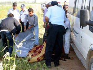 Minibüsün altında can verdi