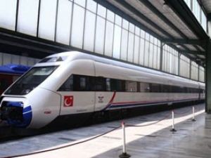 Yüksek Hızlı Tren'e yoğun ilgi