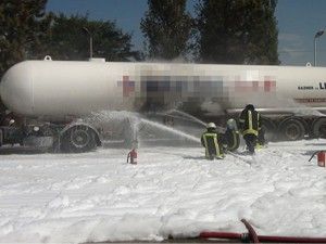 Petrol istasyonunda faciadan dönüldü