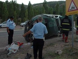 Konya'da oyomobil takla attı: 1 ölü 1 yaralı