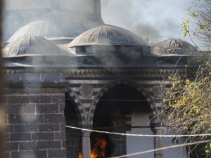 PKK, Osmanlı eseri tarihi camiyi yaktı!