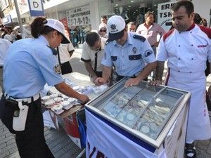 Kemer takana dondurma
