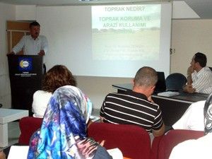 Ziraat mühendislerine toprak koruma eğitimi