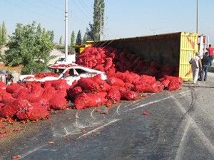Ereğli'de trafik kazası: 1 ölü 2 yaralı