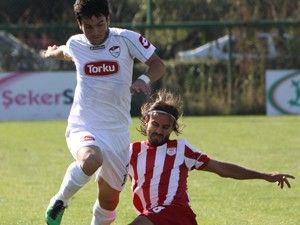 Şekerspor evinde güldü