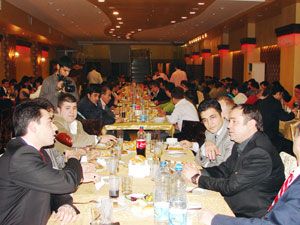 Genmot, krize rağmen kadro genişletiyor
