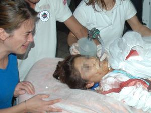 Barışmak için gittiği karısını öldürdü