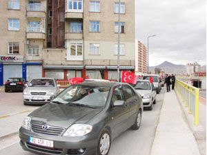 MHP, Selçuklu’da güç gösterisi yaptı