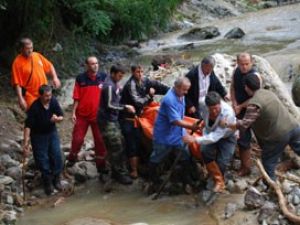 Rize'deki selde 1 kadının cesedi bulundu