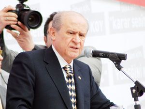 Bahçeli Başbakan’ı eleştirdi