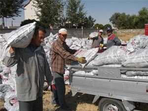 Karapınar'da kömür yardımı