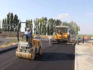 Beyşehir'de asfalt çalışmaları sürüyor