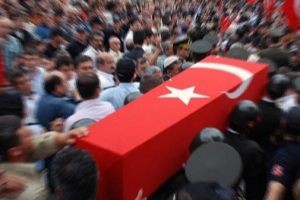 Cizre'de yaralanan asker şehit düştü