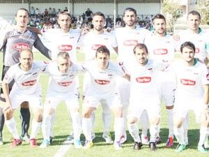 Şekerspor galibiyete kilitli