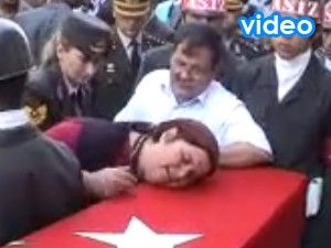 3 şehit gözyaşları ile toprağa verildi