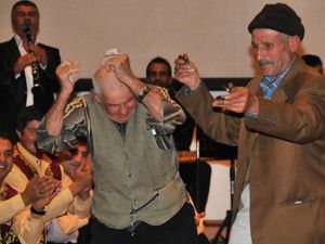 Akşehir'de yaşlılar günü kutlaması