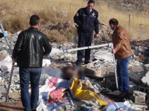 Boğazı ve cinsel organı kesilmiş olarak bulundu