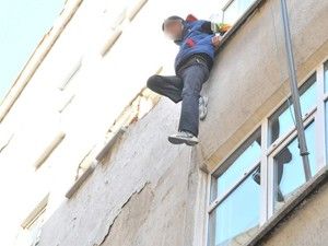 İntihar girişimine ceza kesilince intihara teşebbüs etti