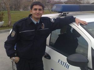 Polis aracı devrildi: 4 şehit 1yaralı