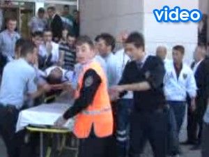 Adelet Sarayı'nda kavga: 8 yaralı