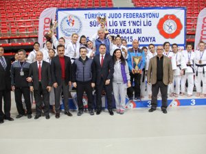 Judo rüzgarı Konya’da esti