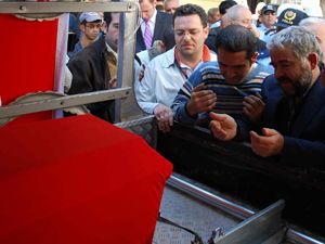 Karaman Şehidini dualarla uğurladı